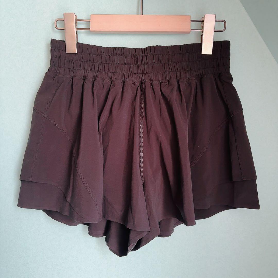 （美品）試着のみ ルルレモンショートパンツ　インナーパンツ付き