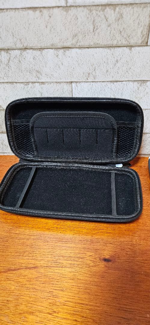 Nintendo Switch　ライトグレー　ゼルダの伝説ティアキン付き