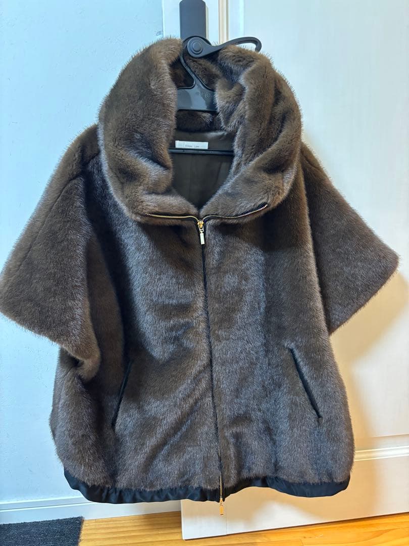 Eimee Law エイミーロウ ミンクライクファーケープ ブラウン