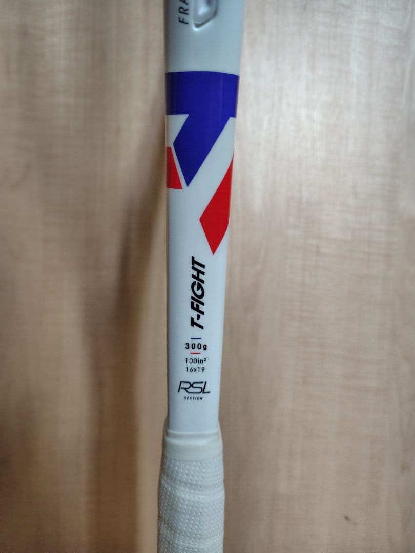 ラケット(硬式用) Tecnifibre T-FIGHT 300 G2