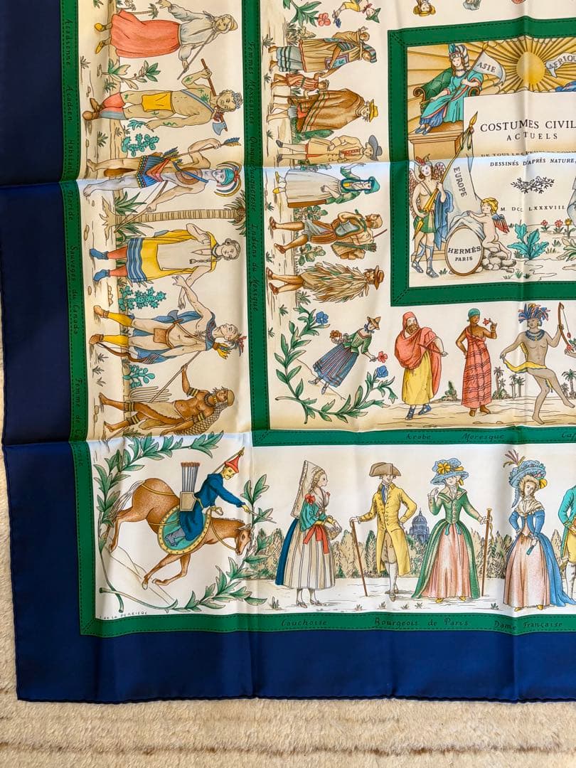 【セール中】HERMÈSコスチューム・シビル・アクチュエル　カレ90付属品付き