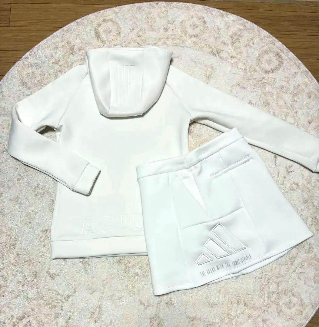 新品　M アディダスゴルフ ダンボールニット セットアップ バックロゴ　ホワイト