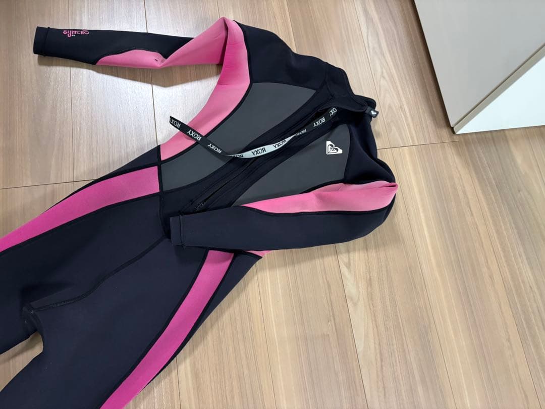 ★美品★お洒落　ロキシー　フルスーツ　ウエットスーツ　サーフィン　可愛い