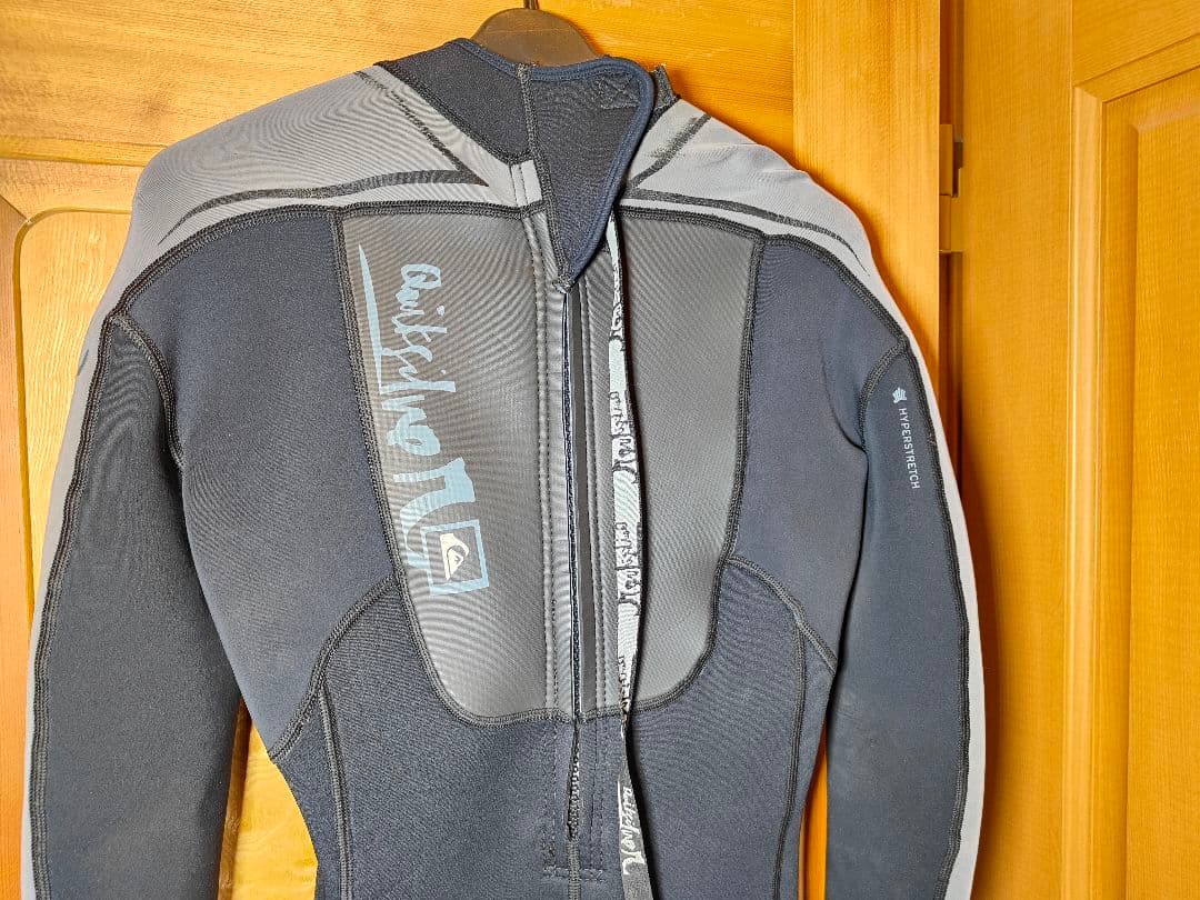 【良品】QUIKSILVER　正規品　高級ウェットスーツ　ストレッチフルスーツ