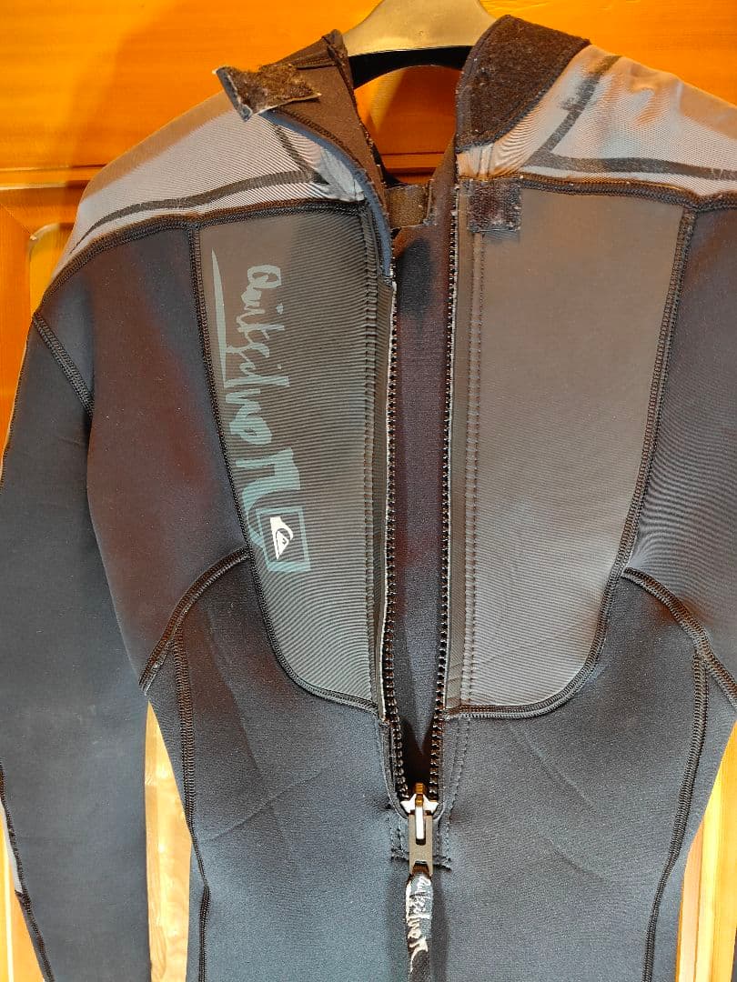 【良品】QUIKSILVER　正規品　高級ウェットスーツ　ストレッチフルスーツ