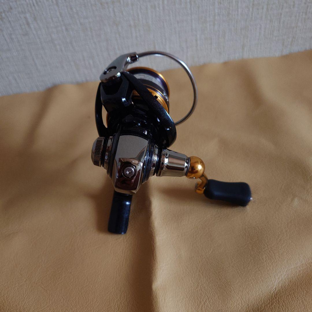 【ダイワ】18レガリス　L2000S【リールスタンド付】