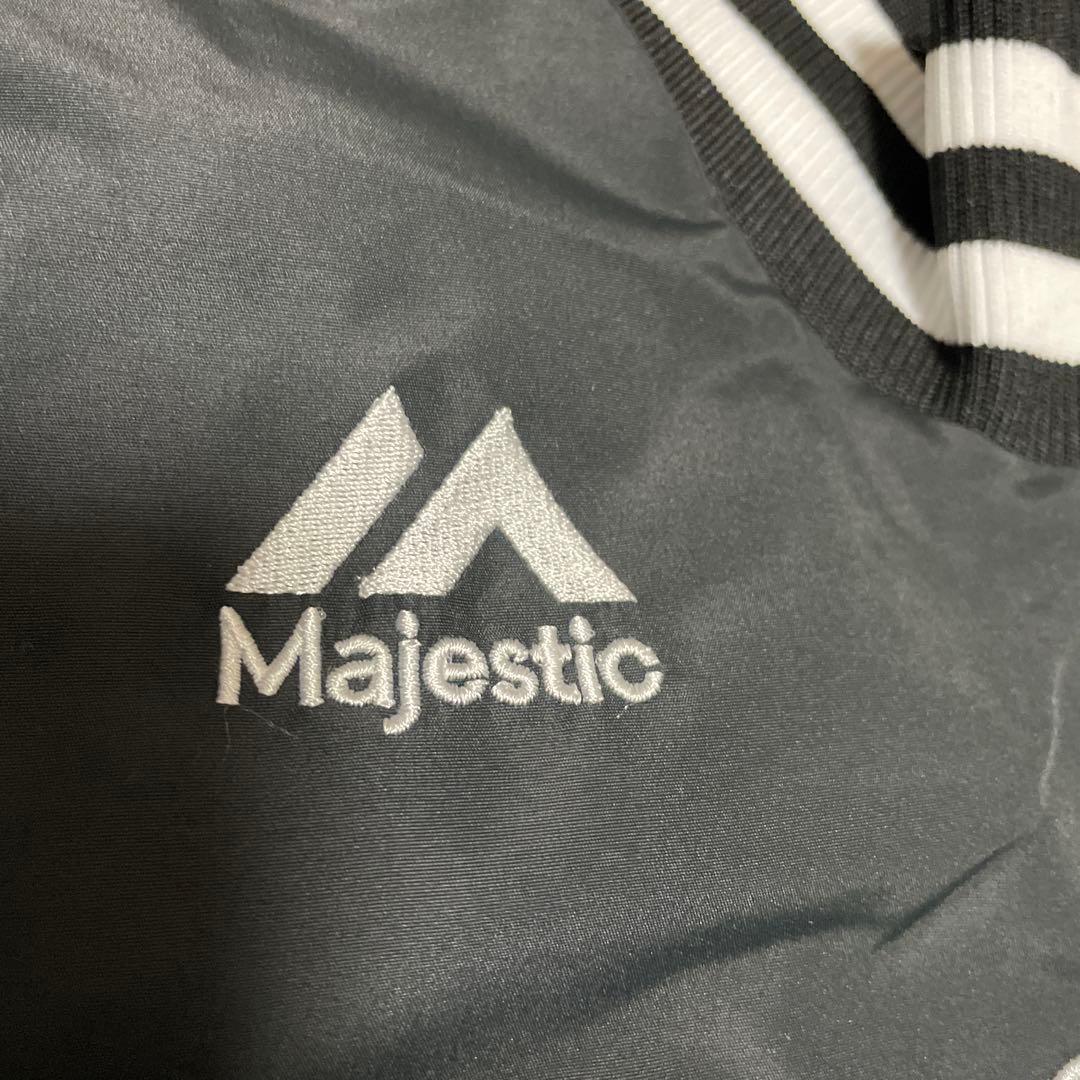 ソフトバンクホークス　マジェスティック　中綿ナイロンジャケット　新品未使用　L