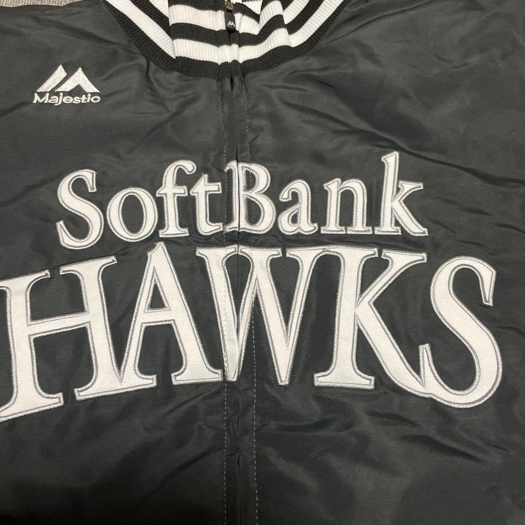 ソフトバンクホークス　マジェスティック　中綿ナイロンジャケット　新品未使用　L