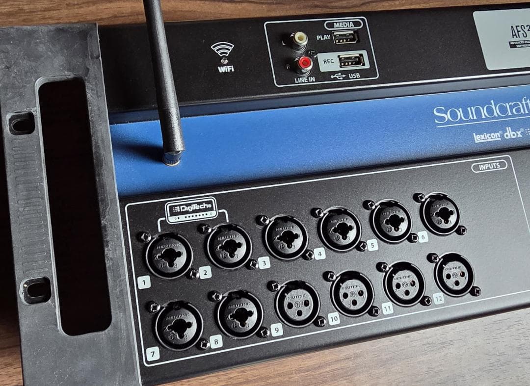 Soundcraft Ui16 デジタルミキサー 16ch おまけ付き