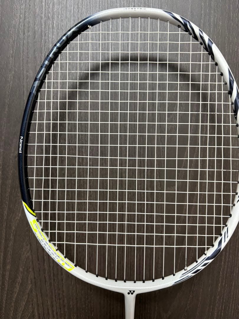 美品 YONEX ASTROX 99PRO 4UG5 ホワイトタイガー