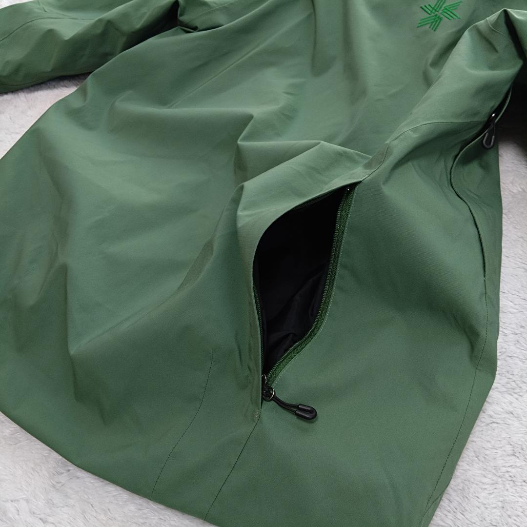 美品GOLDWIN スキーウェア 機能的 ポケット充実 裏地微起毛　グリーン