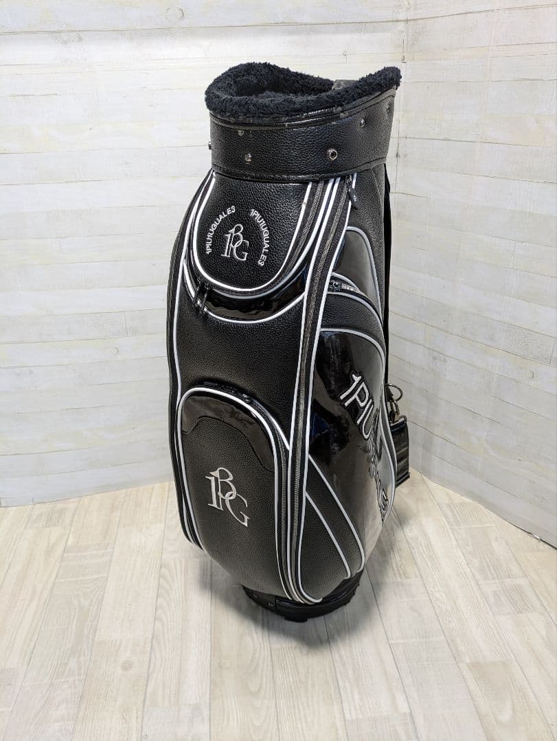 1PIU1UGUALE3　キャディバッグ ブラック/ホワイト