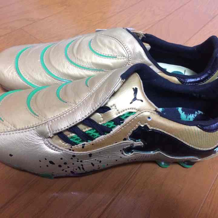 プーマ スパイク 2010ワールドカップ決勝モデル 新品