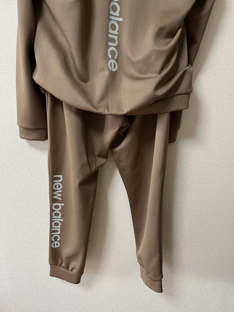 ニューバランス　ジャージ上下セット