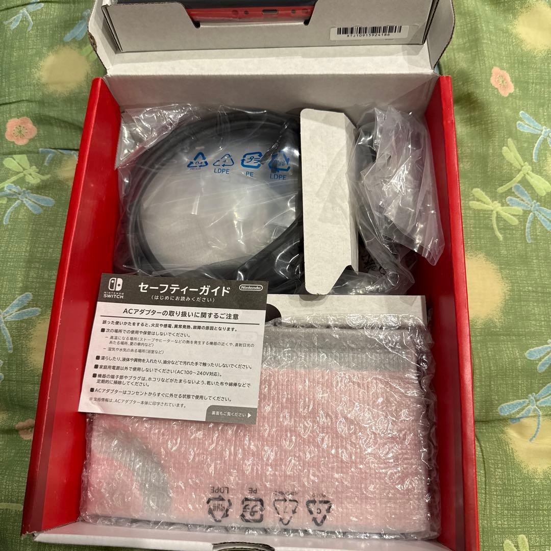 【24時間以内発送】Nintendo Switch有機EL マリオレッド