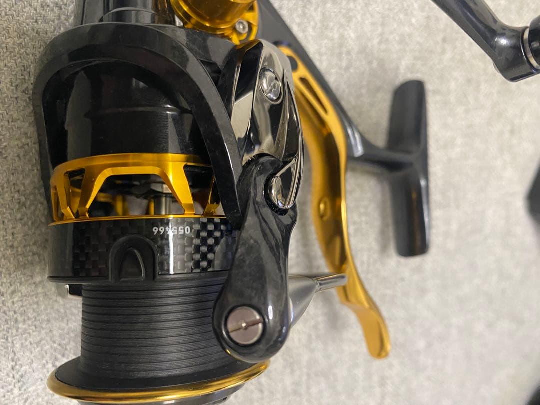 美品！15 トーナメントISO 2500SH-LBD/Daiwa