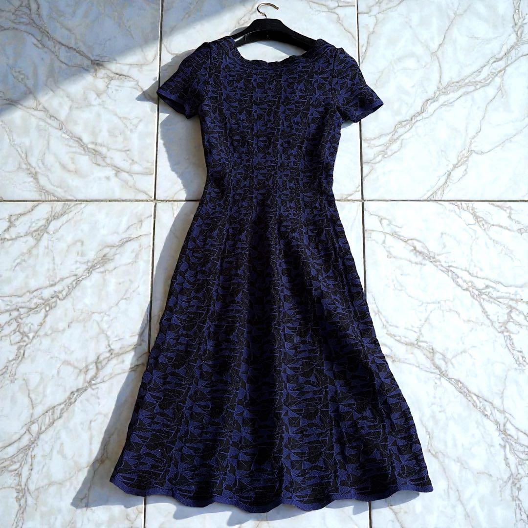 新品タグ付 定価33万 ALAÏA アライア フロントジップ ワンピース 36