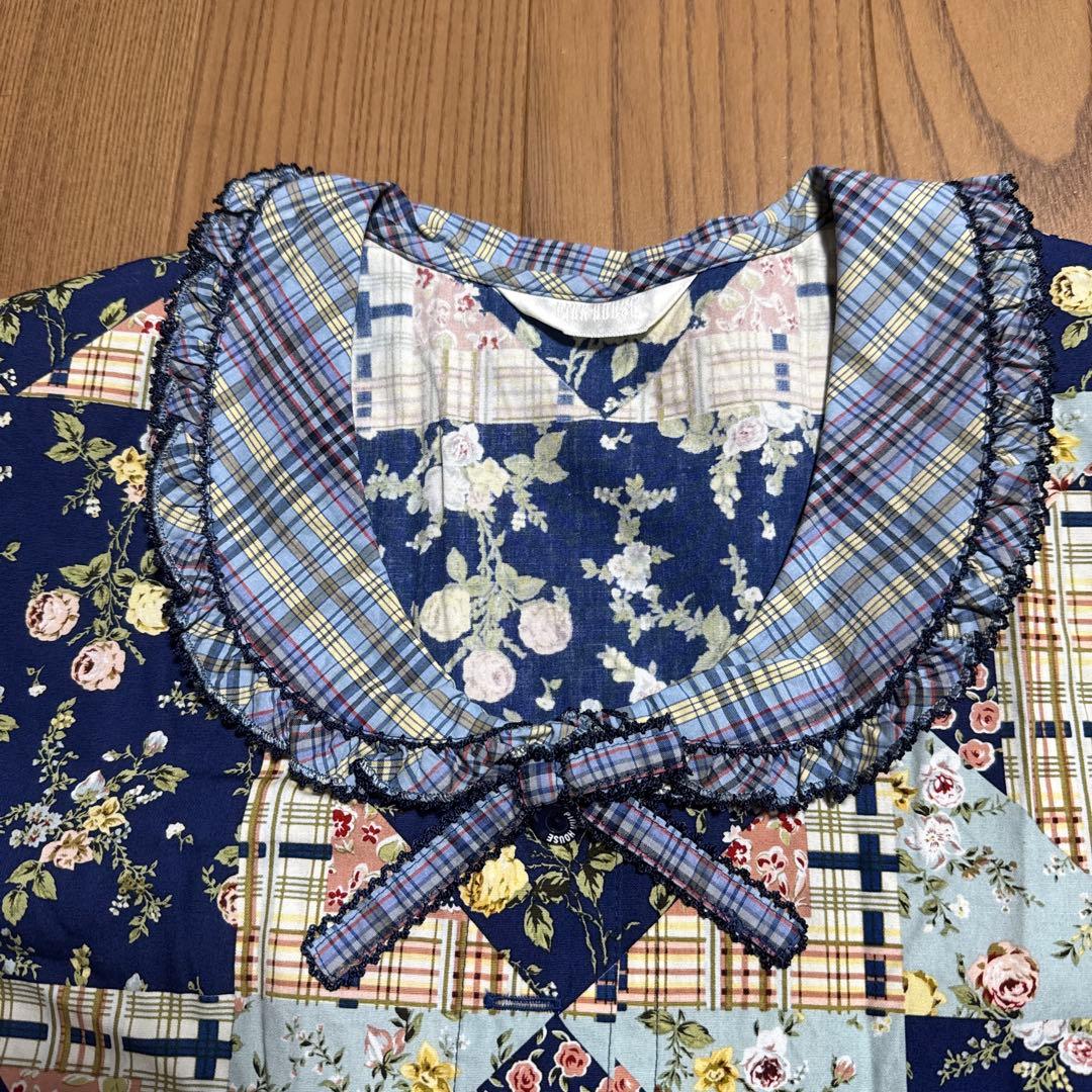 ＊フリル付き＊パッチワーク柄方ワンピース ＊ネイビー系＊補正あり＊新品＊