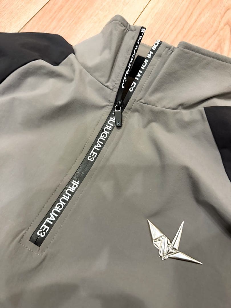 1PIU1UGUALE3 GOLF ハーフジップ スニード モックネック