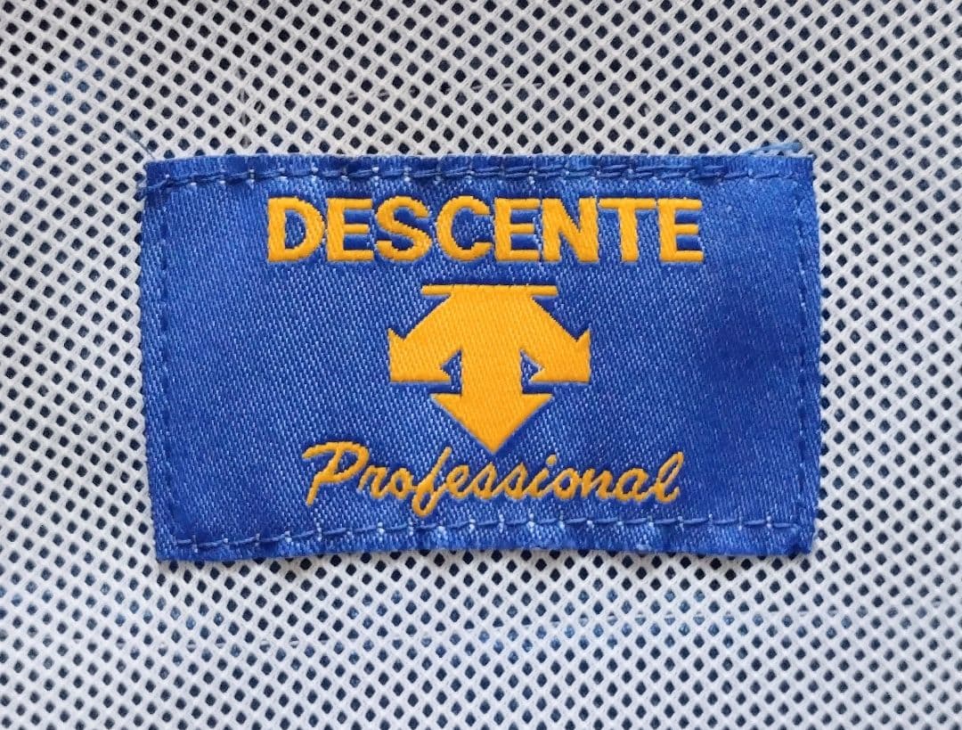 【プロモデル】横浜　DeNA ベイスターズ　グランドコート　デサント　XO