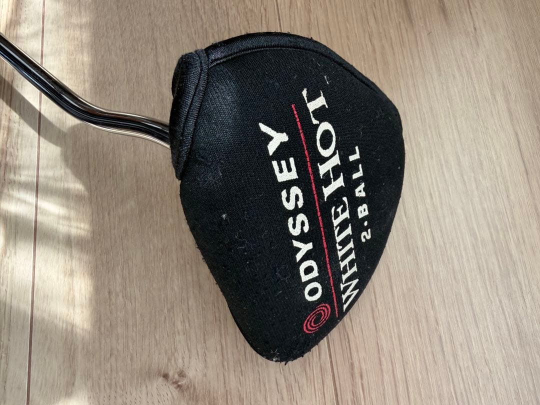 【名器】オデッセイ ホワイト・ホット 2ボール パター 32インチ（カバー付）