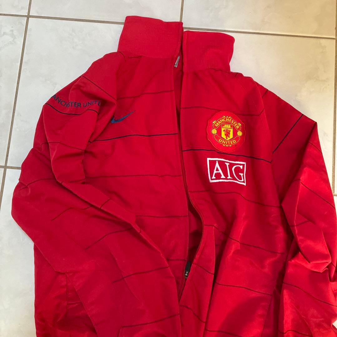 ナイキ マンチェスターユナイテッド パーカー サイズM