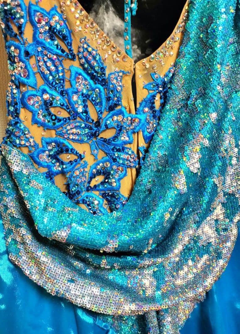 社交ダンス♡モダン　スタンダードドレス　競技　デモ