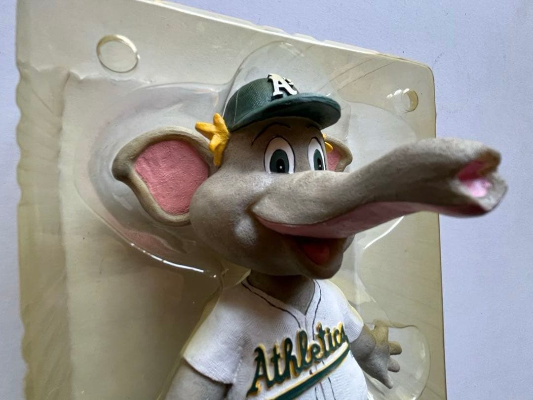 オークランドアスレチック　2001年製マスコット ストンパー　ボブルヘッド