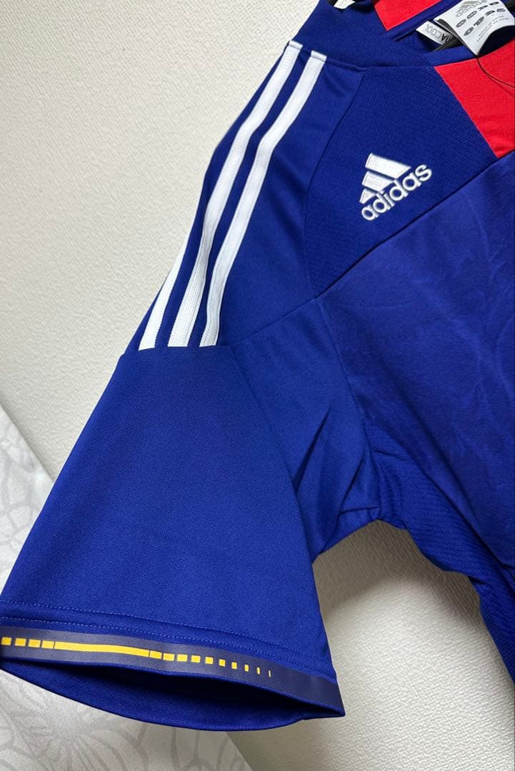 未使用タグ付き　adidas　日本代表　　　　　ユニフォーム　サッカー