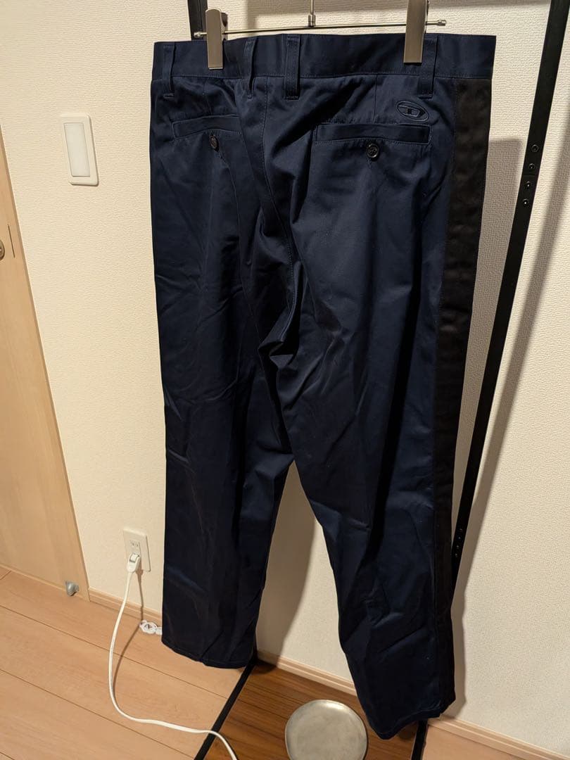【定価3.3万】DIESEL ルーズフィット サイドライン パンツ 34