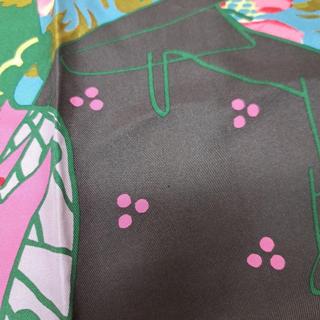 20251209 クリスチャンラクロワ　スカーフ　ハート　ヤシの木　花　魚