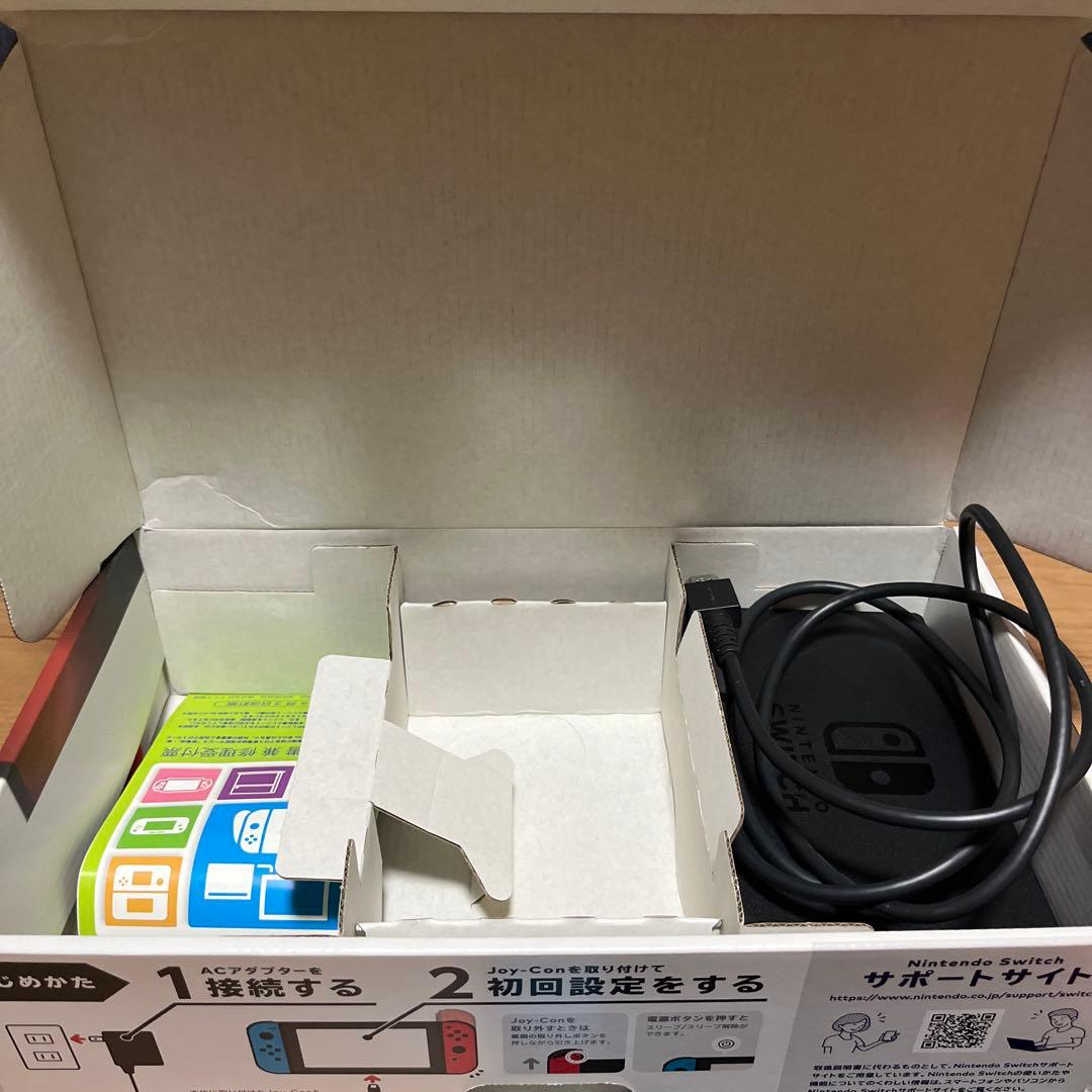 み*い様 Nintendo Switch ネオンブルー/レッド 本体　ソフト付き