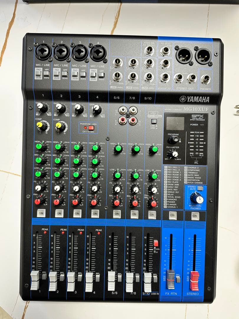 YAMAHA MG10XUF アナログミキサー