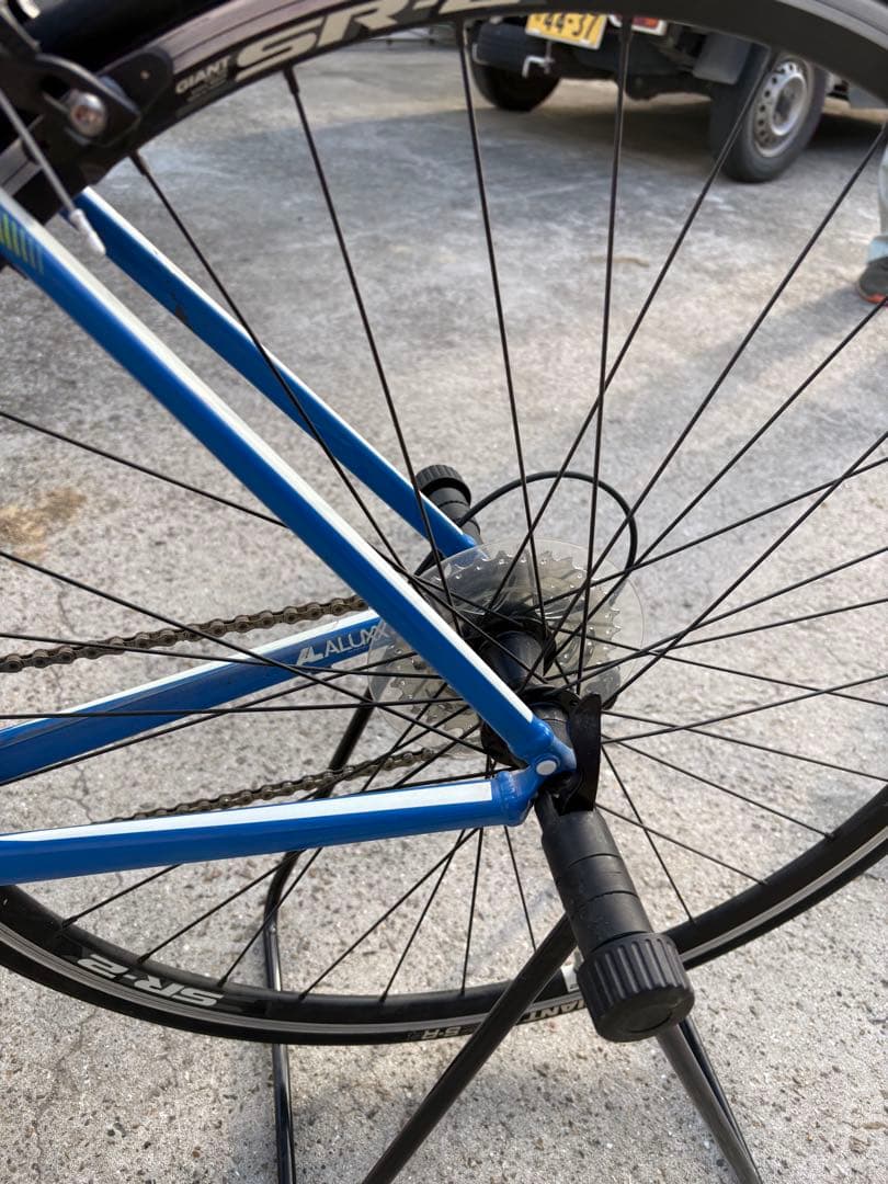 【美品】GIANT DEFY3 2015年モデル　ロードバイク　自転車