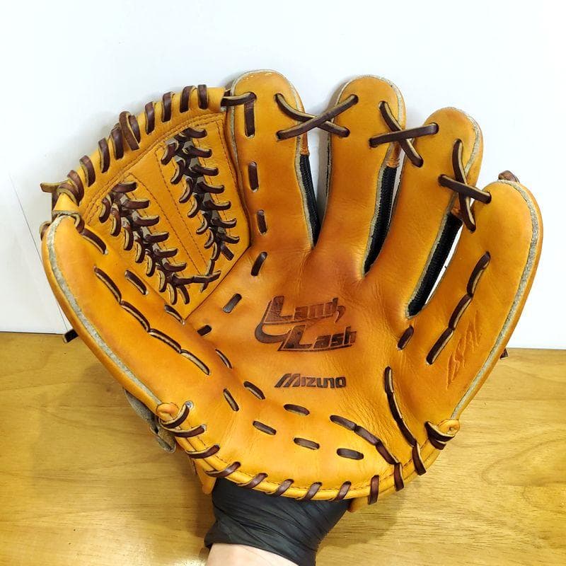 ミズノ イサイ 背面メッシュ 超軽量 異彩 Mizuno 内野用 軟式グローブ