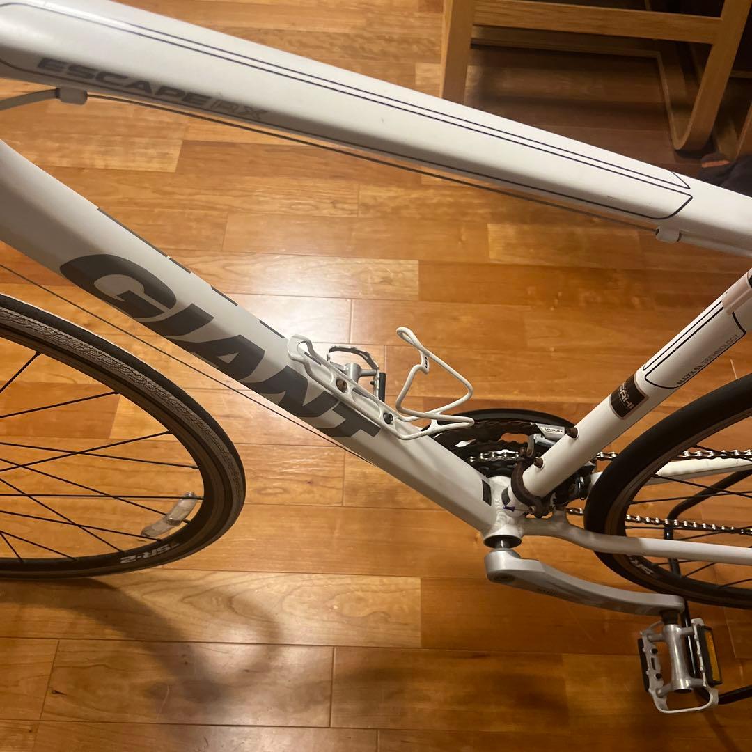 GIANT ESCAPE RX3 M クロスバイク タイヤ新品 2015