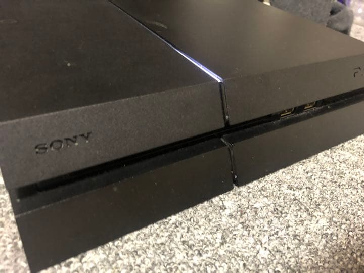 PS4 500㎇ 本体＋「Fate/EXTELLA」「Minecraft」