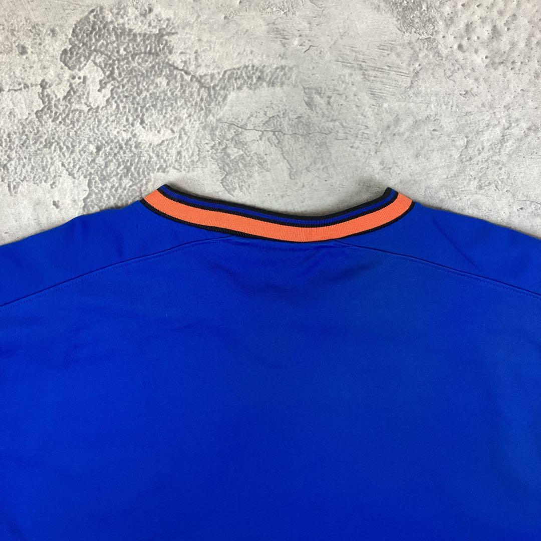 NBA ニューヨーク・ニックス 長袖シューティングシャツ 韓国製 古着 刺繍ロゴ