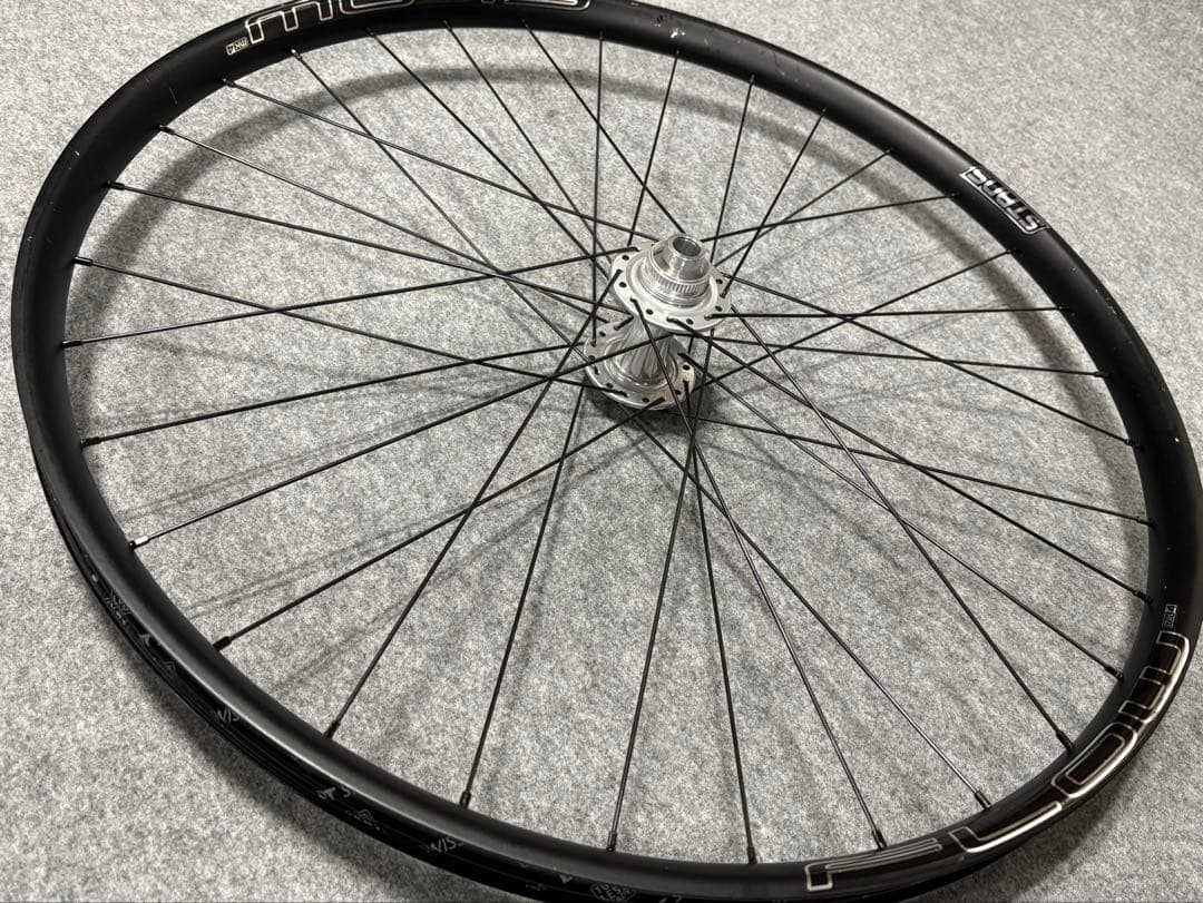 CHRISKING&STAN'S Flow mk4手組みフロントホイール 29\"
