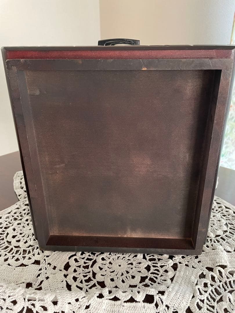 鎌倉彫　小箪笥　三ツ引　小引き出し　 総柄彫牡丹