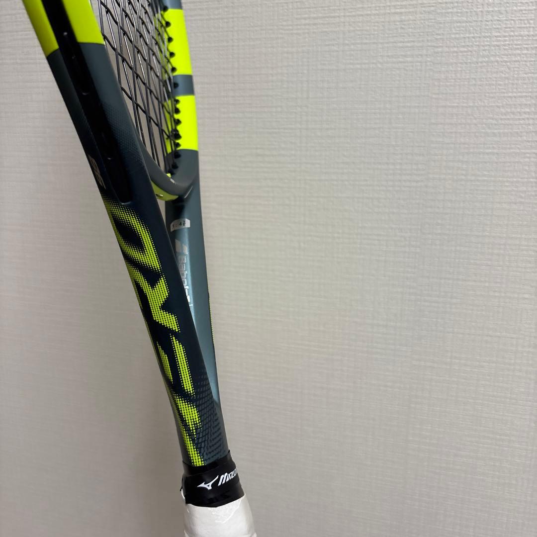 ほぼ新品Babolat Pure Aero 2026ピュアアエロテニスラケット