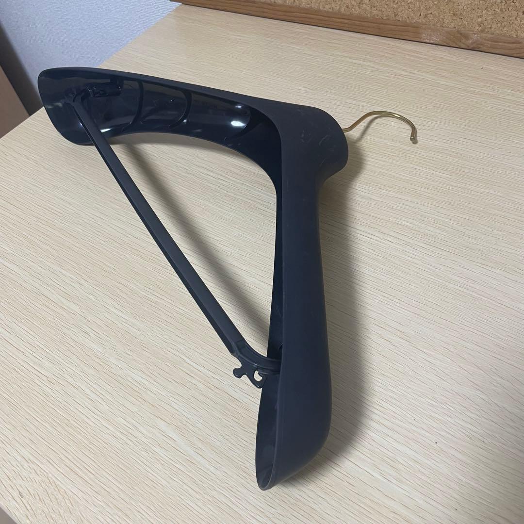 LOUIS VUITTON ブラックハンガー 3本セット