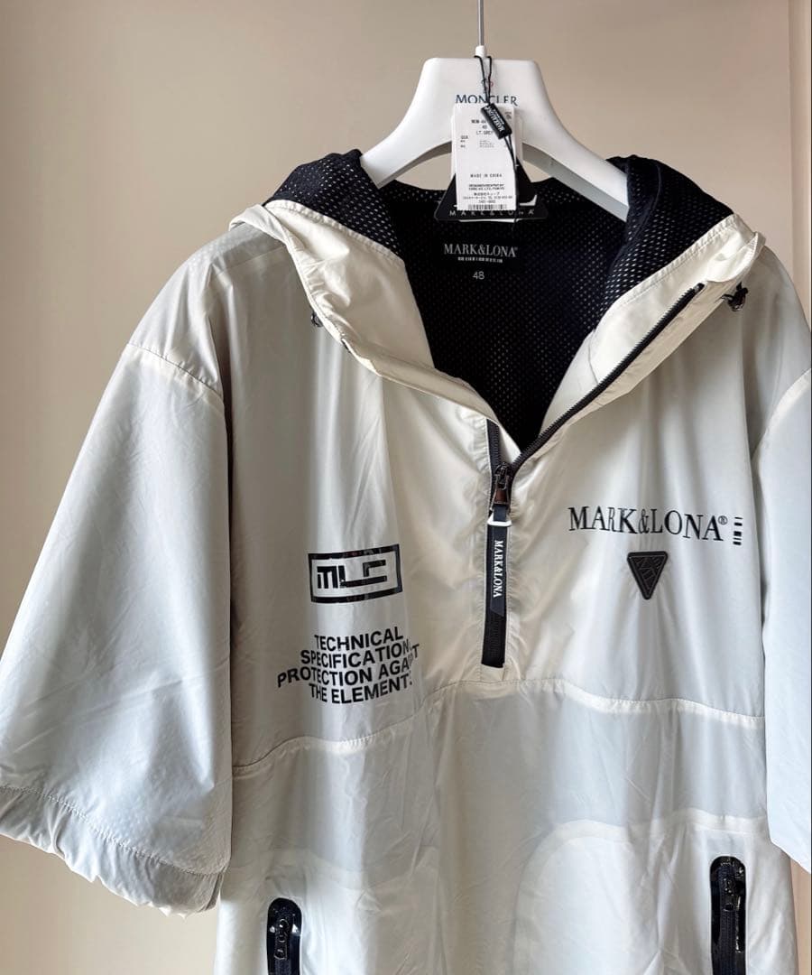 美品 ★ MARK&LONA プルオーバー グレー アウター マーク&ロナ