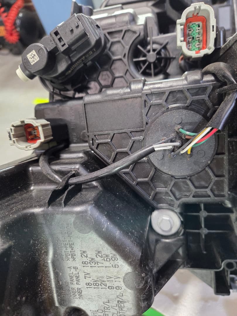 358さん専用 日産 E13 AURAニスモ 左側ヘットランプ