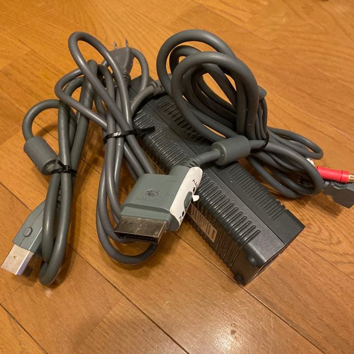 【ジャンク品】XBOX360本体（付属品セット）