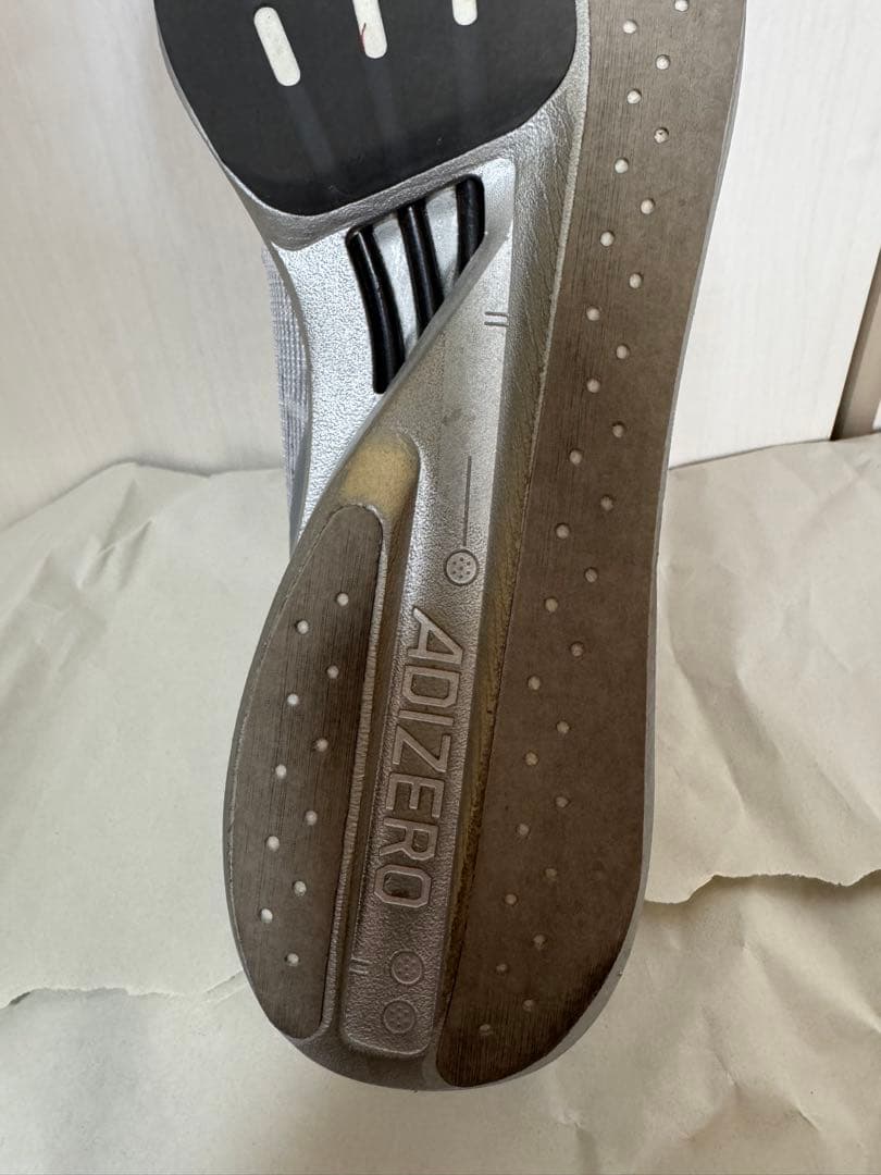 アディダス　アディゼロ　タクミセン10 27.5センチ