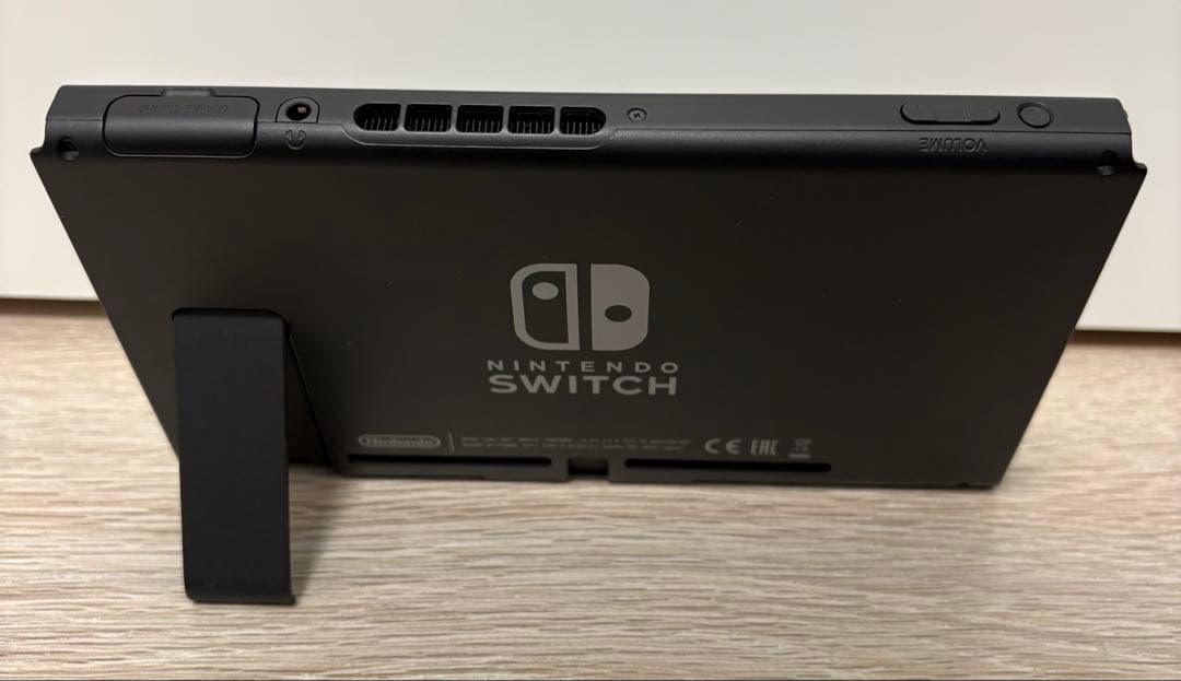 Nintendo Switch本体　HAC-001