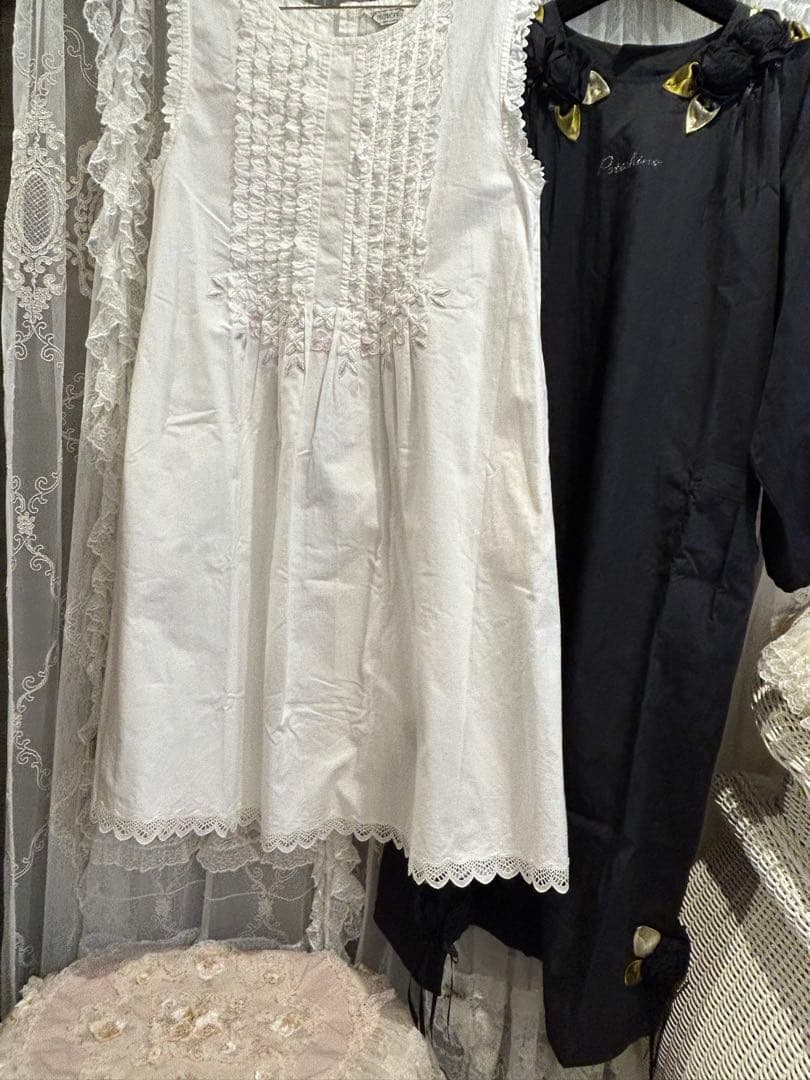 さえらヒスクローネ可愛いエプロン❤️おまけ中古ポテチーノ割烹着