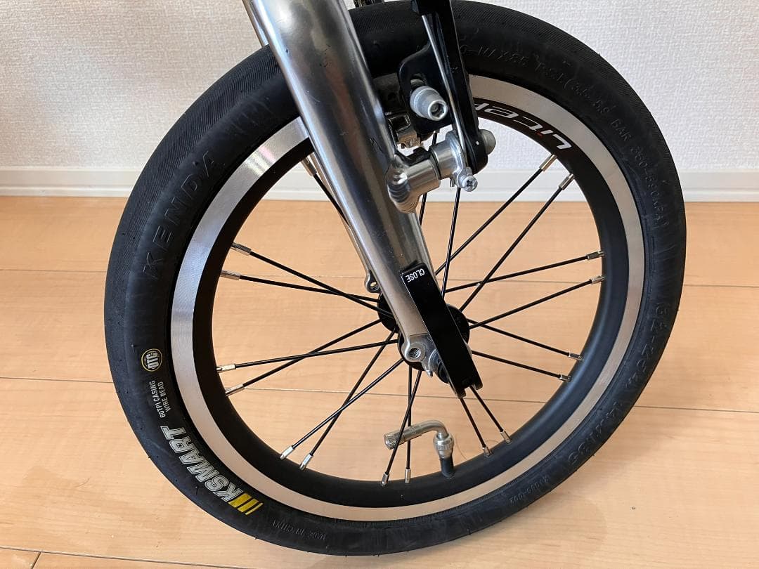 自転車本体 RENAULT PLATINUM LIGHT 6