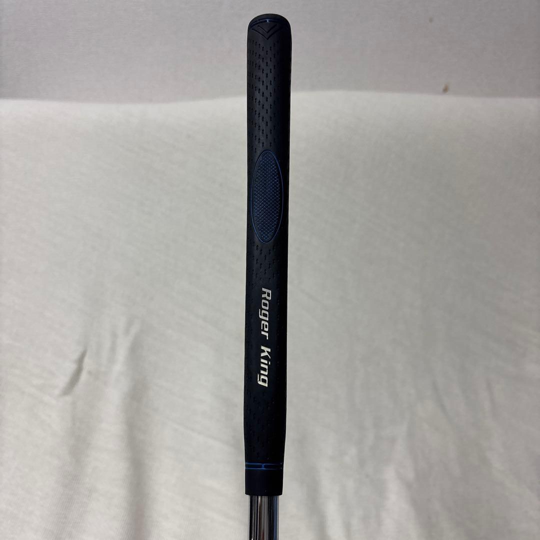 シンプルな金属製パター